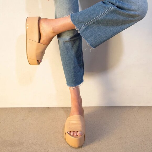 Beek Albatross Platform Flatform Slide Sandal Size 8 Nude Beige Leather NEW $310 - Picture 1 of 15